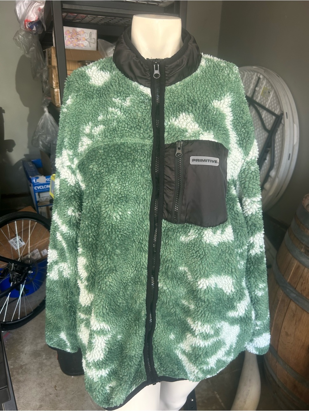 Primitive Sherpa Vermont Fleece Full Zip Jacket Green Adult size large as is